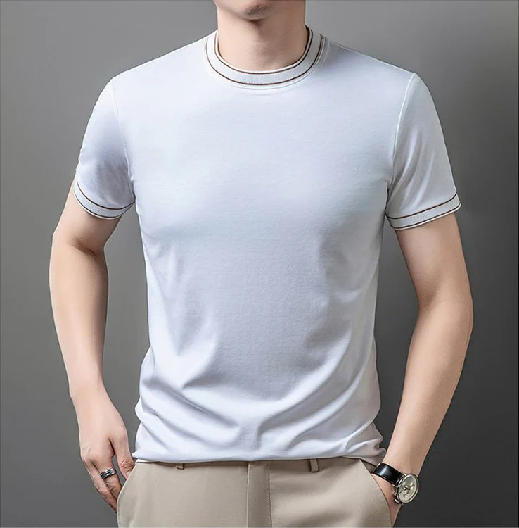 Refined Edge Contrast Crewneck Tee - Image 7